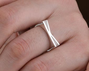 Dainty Everyday Letter Ring with 14K Gold & Silver Options: Unisex Adjustable Personalized Initial Ring