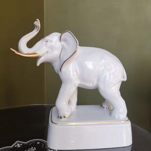 Elephant, porcelain figurine