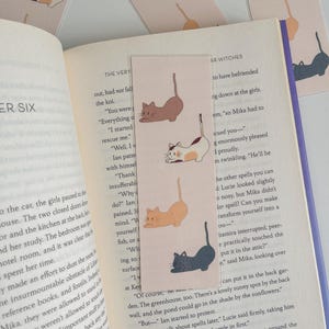 Cat bookmark