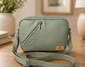Crossbody Bag PDF Sewing Pattern - The Daily Drift, Zipper Crossbody Purse Pattern, Intermediate Bag Making Pattern with Video Tutorial