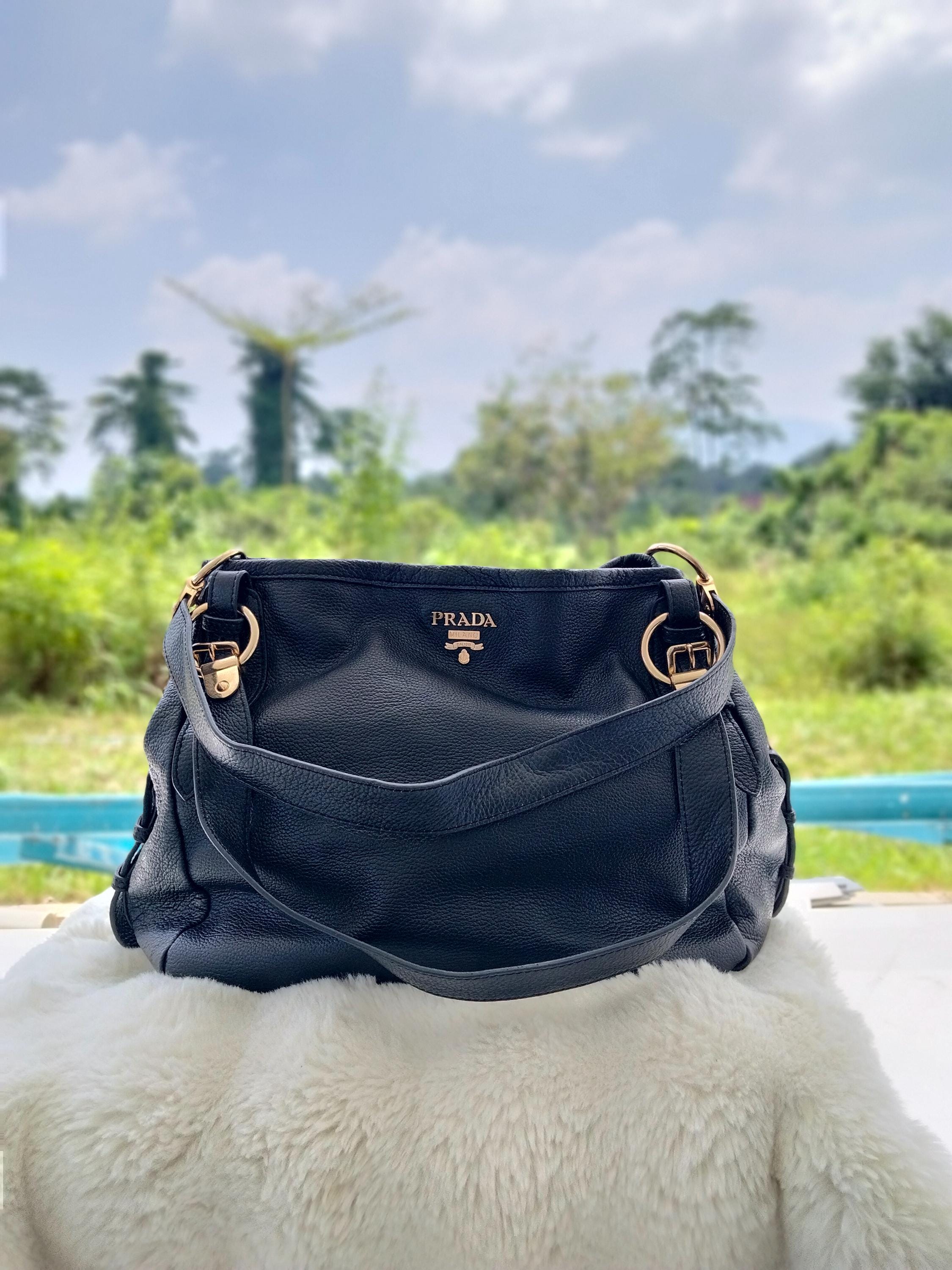 バッグ vintage Prada archive leather hand bag Prada Vintage Leather Bag - Etsy