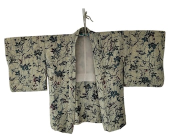 Haori floral vintage - verde, branco e vermelho, jaqueta quimono curta japonesa