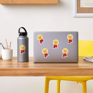 1Pcs Didn’t Quit My Job Today Sticker, Funny Work Sticker, Office Humor Decal, Inspirational Phrase Worker Stickers