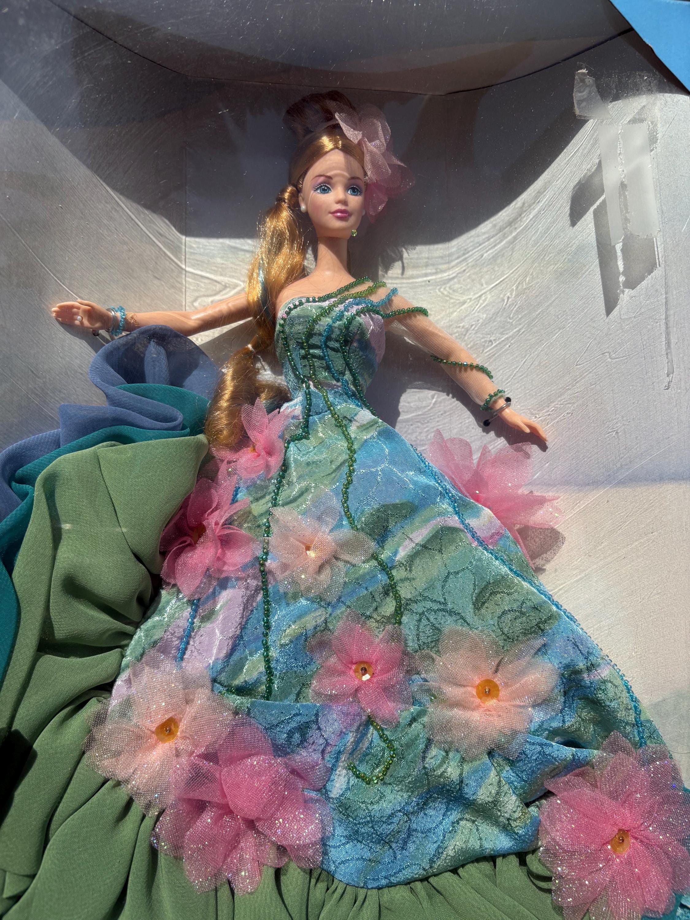 Water lily barbie - Etsy 日本
