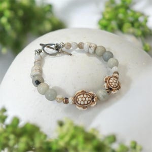 Amazonite, Shell, Hematite Gold & Stone Turtle Bracelet