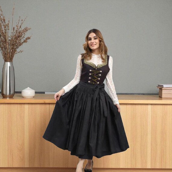 knee length dresses for ladies Schwalmstad Women's Midi Dirndl -Bavarian Midi Dirndl main image 1