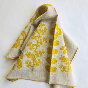 Floral Linen Tea Towel, Kitchen Towel, Garden lovers gift, Housewarming gift, wedding gift