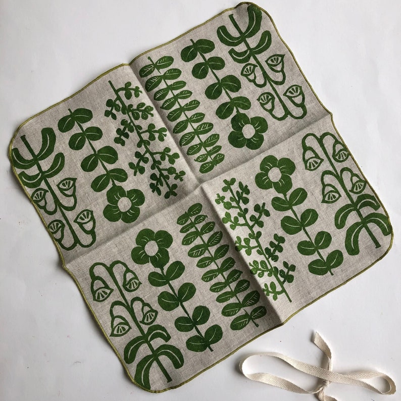 MOONTEAstudio Linen Cloth Napkins - Thumbnail 5