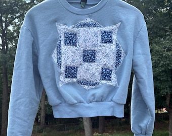 Upcycled Vintage Quilted Herbst Design Sweatshirt Größe S