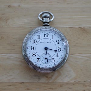 Antique 1904 Hampden Railway Pocket Watch: Stylish Gold-Filled Case, 23-Jewel Movement