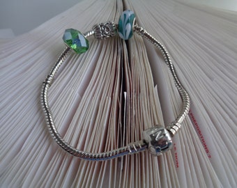 Green Opalescent European Silver Snake Chain Bracelet, Charm Silver Chain Bracelet, Fashion Bracelet, Beaded Chain Bracelet, Gift for her