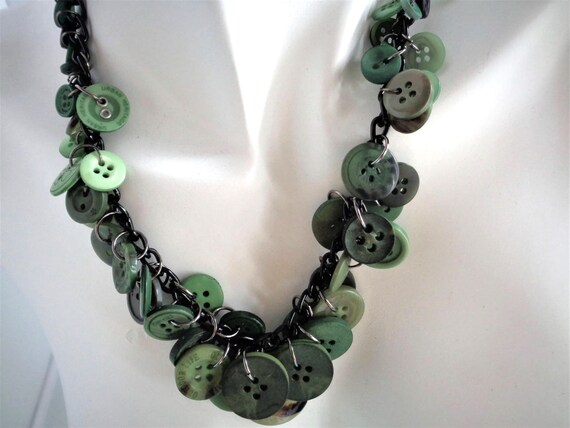 Recycled Shades of Green Button Necklace, Necklace Green Buttons, Vintage Button Necklace, Moss-green Button Necklace, Women Accessories