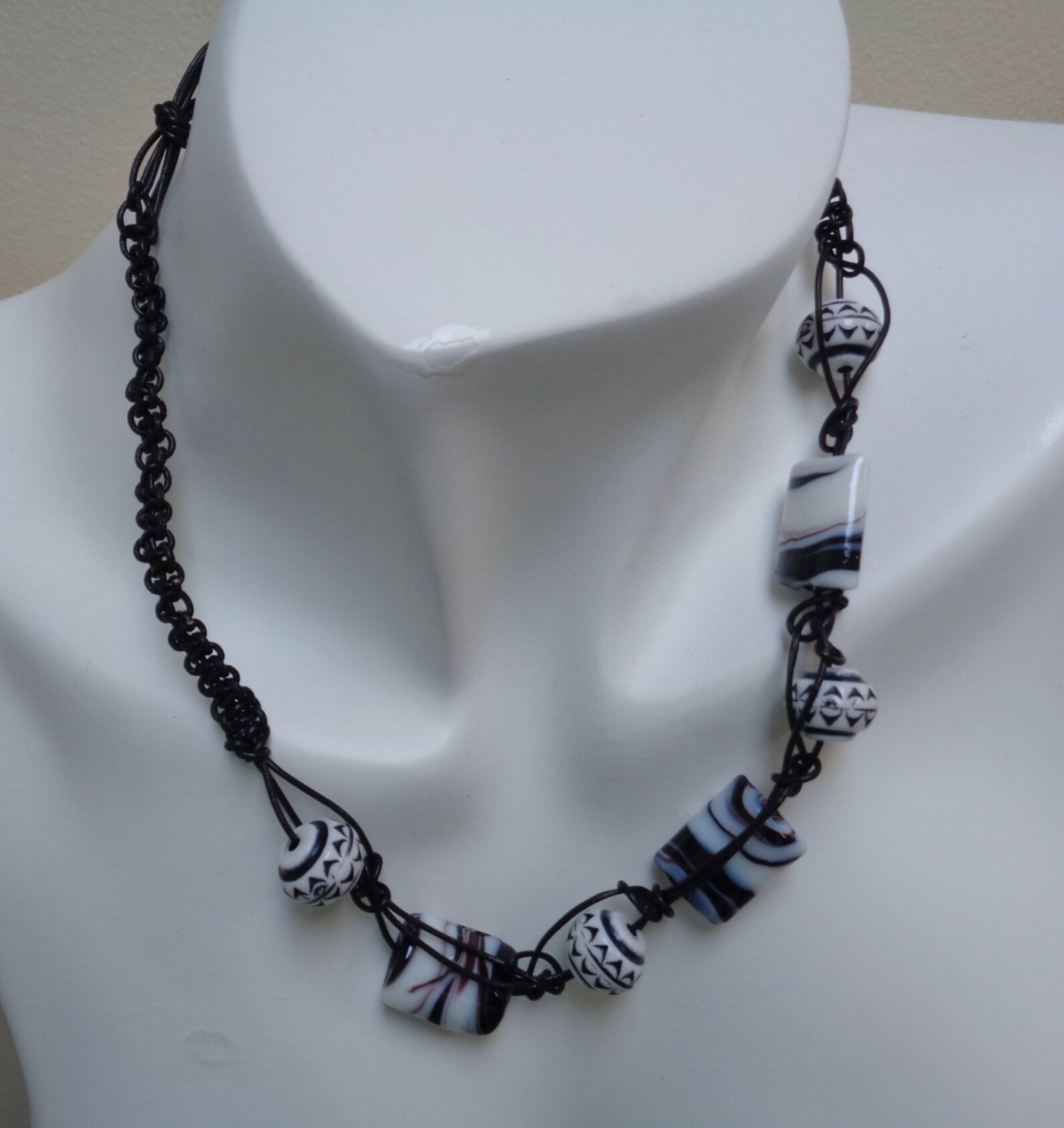 Black and White Lampwork Macrame Necklace Acrylic Square Knot Etsy Canada