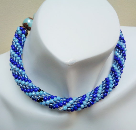 Tonal Blue Spiral Crochet Choker Necklace,  Weaving Seed Beads Choker Necklace, Herringbone Necklace, Beaded Work Choker, Women Accessories