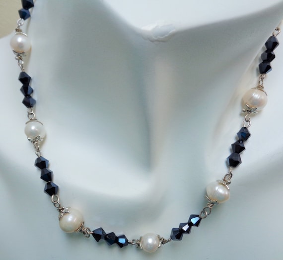 High Quality Fresh Water Pearl Bridesmaid Jewelry Set - Black and White  Jewelry Set - Black Beige Necklace and Earring Set - by lanesamarie