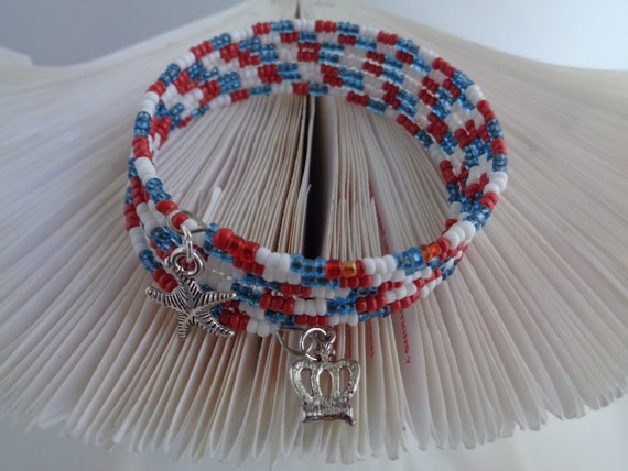 Blue Red White Japanese Seed Beads Memory Bracelet, 7 Strands Wire Bracelet, Beach Bracelet. Metallic Bracelet, Seed beads, Fashion Jewelry