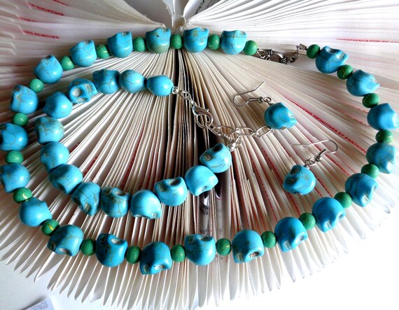 Halloween Skull Necklace, Bracelet and Earrings - Magnesite Skull Bead Earring Set, Teal Bracelet, Halloween Gothic Jewelry set, Accessories