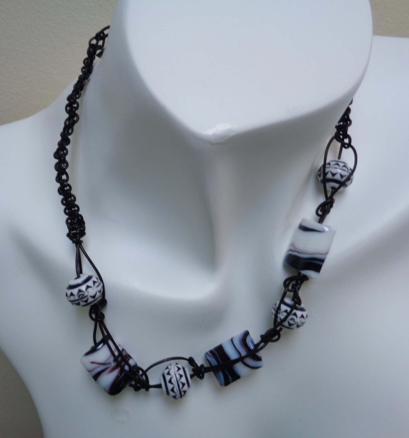 Black and White Lampwork Macrame Necklace Acrylic Square Knot Etsy Canada
