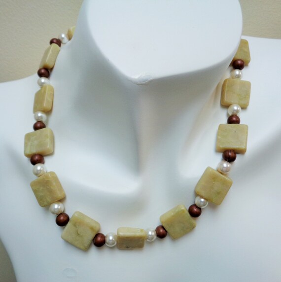 Square Gemstone and Pearl Glass Necklace Set -Boho Chic Olive Jade Necklace and Earrings Set - Handmade Jewelry – Elegant Boho Gift for Her