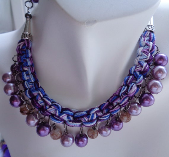Fashion necklace, Macrame Necklace, Purple Jewelry, Handmade Choker, Artisanal Necklace, Unique Necklace, Glass Beaded Necklace, Bib Choker