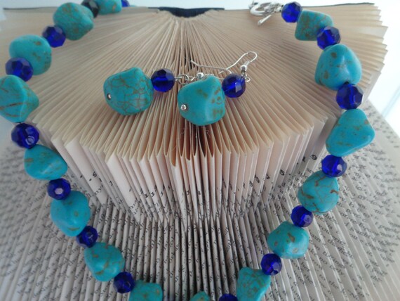 Geometric Turquoise Jewelry set, Blue Crystal necklace, Blue Earring Set, Turquoise Earrings, Turquoise Necklace, Beaded Jewelry Set