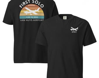 Camiseta "Primer vuelo en solitario" del C172 (negra): regalo personalizado para piloto con Cessna, número de cola, fecha y aeropuerto