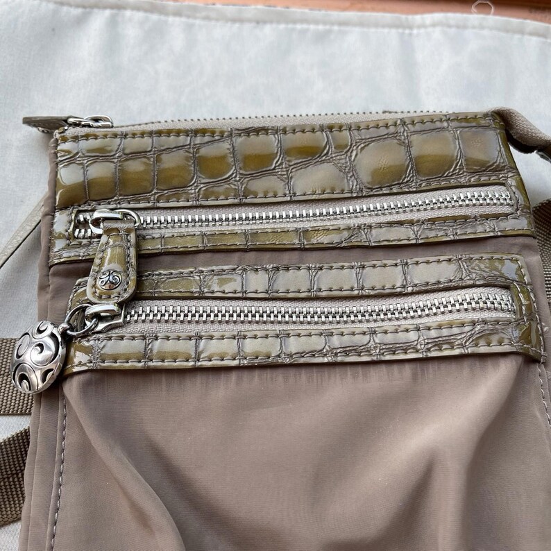 Brighton Gray Glitter Croc Leather Trim Heart Charm Crossbody Bag Sunflower image 2