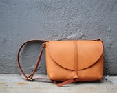 Artemis Leatherware Hand Stitched Leather Shoulder Bag/ Carry On Bag
