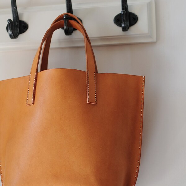 Artemis Leatherware Hand Stitched Leather Handbag