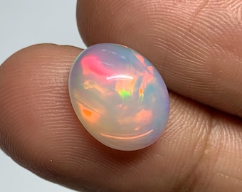Opala, Opala Etíope Natural Oval Cabochão 3,45 Cts, Gema de Opala de Fogo Etíope, Opala Welo Cabochão Solta de Alta Qualidade para Fabricação de Joias