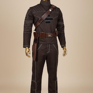 Puede incluir: Un juego de tres tazas de cer&aacute;mica con un acabado mate moteado. Las tazas son de color crema, gris claro y gris oscuro. Cada taza tiene un dise&ntilde;o simple y minimalista.