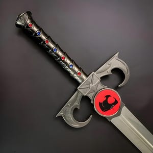 Thundercats Sword of Omens Replica: Hand-Tooled Leather Sheath