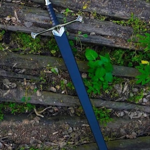 Handcrafted Stainless Steel Viking Sword: Personalized Collector&#39;s Heirloom