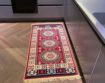Handwoven Kilim Rug, Washable Small Carpet with Geometric Tribal Pattern
