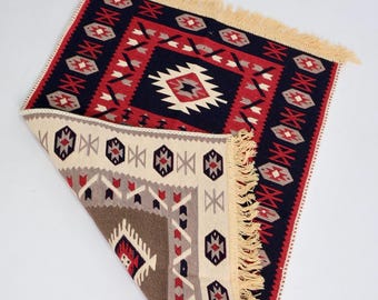 Handwoven Turkish Kilim Rug: Reversible Geometric Area Rug