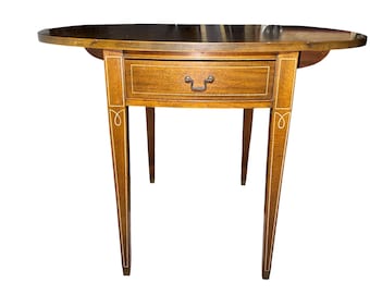 Mesa Pembroke de caoba estilo federal vintage con incrustaciones de cuerda