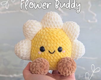 Op maat gemaakte knuffel met gehaakte bloemen