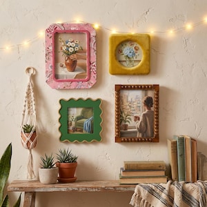 Vintage vågiga tavelramar för väggdekorationer, blandade väggkonstramar, bohemiska collagefotoramar för heminredning, unik inflyttningspresent 4-Piece Set