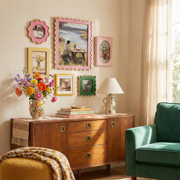 Marco de pared con diseño festoneado colorido, varios tamaños (8 x 10, 4 x 6, 4 x 4), para colgar en la pared o sobre la mesa, decoración bohemia, preppy y maximalista.