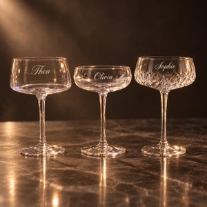 Personligt bröllopsglas, champagneglas med eget namn, brudtärnepresent, brudtoastglas, graverat bröllopsglas
