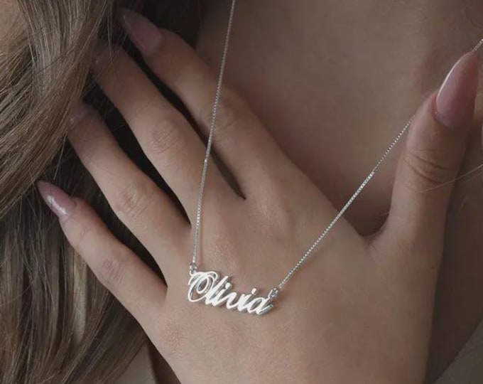Classic Personalized Name Necklace