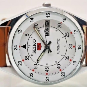 Vintage Seiko 5 Automatic Watch: Refurbished Brown Leather Band, White Dial