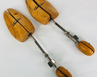 metal boot stretcher