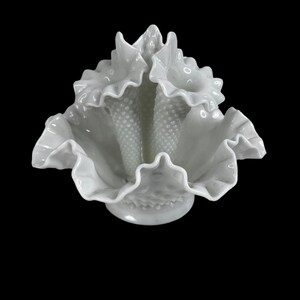 Fenton White Hobnail Epergne 3 Horn Milk Glass Ruffled Trumpet Vase Crimped VTG
