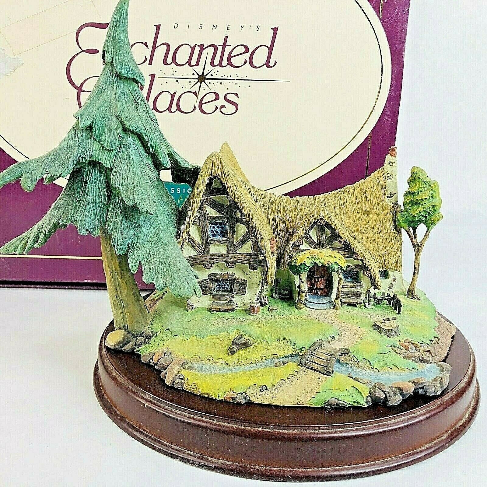 Walt Disney Classics Enchanted Places Seven Dwarfs Cottage