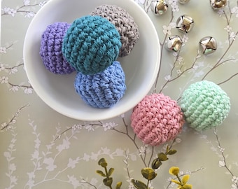 Crocheted Catnip Balls: Handmade Cotton Cat Toy with Bell