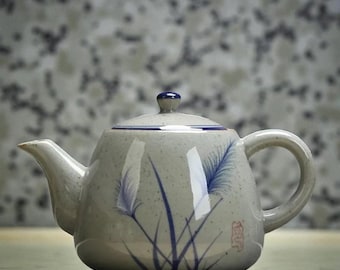Ceramic Large Teapot, Blue and White Chinese Tea Set Style, Filter 900ml Teapot