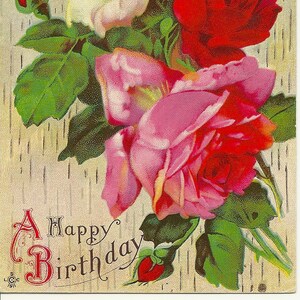 Cartão postal de aniversário antigo com rosas