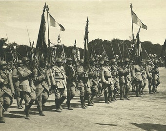 Carte postale française ancienne WW1 1919 Le Jour de la Victoire