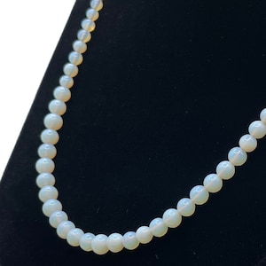 Vintage 1940s Opaline Beaded Necklace Hand Knotted